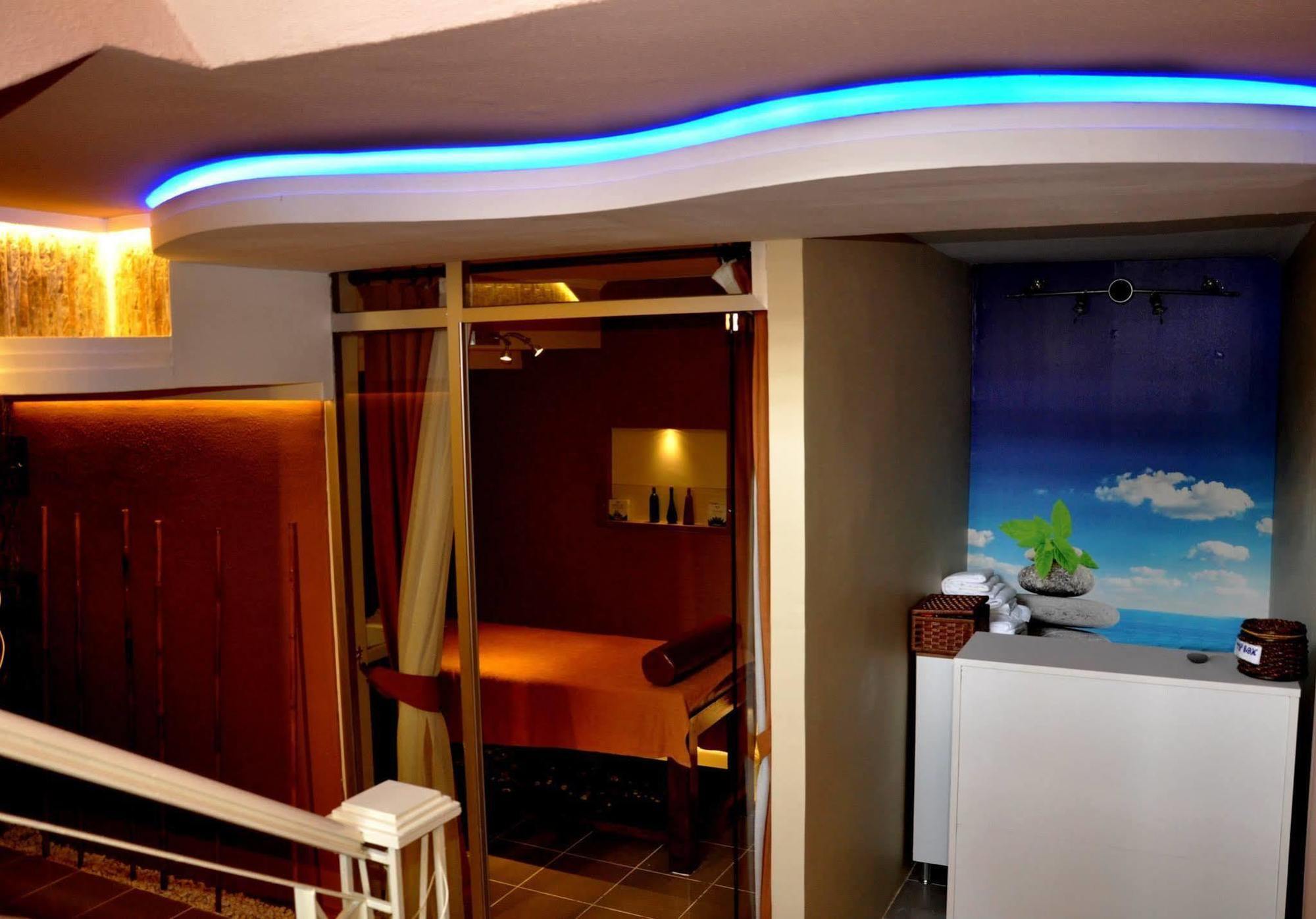 Club Alpina Hotel Marmaris Exterior foto